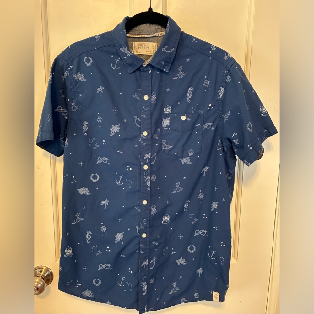 Free Planet Men's Navy Blue Short-Sleeve Button-Down Shirt